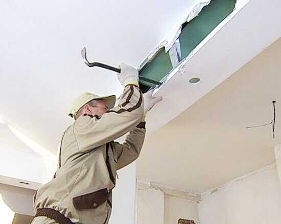Демонтаж подвесного потолка — как снять подвесной потолок, как разобрать реечный навесной потолок, разборка