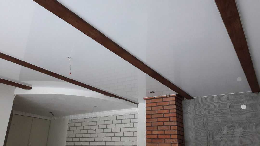 Какие бывают варианты подвесных потолков – обзор потолочных конструкций