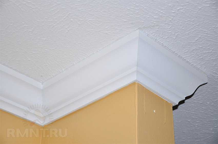 Плинтус для натяжного потолка (67 фото): виды потолочных бордюров, какие лучше галтели для резиновых продуктов