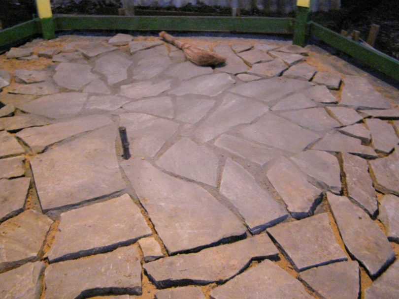 Плитка под камень (118 фото): варианты под искусственный и рваный камень, декоративная каменная настенная плитка для внутренней отделки