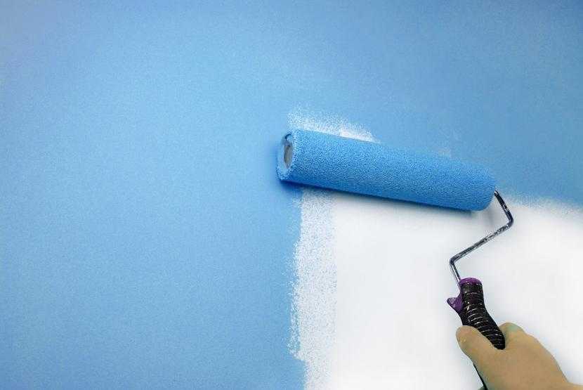 Как покрасить стены водоэмульсионной краской без разводов