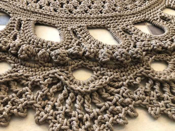 Украшаем дом изделиями ручной работы: схемы вязания ковров из шнура крючком
