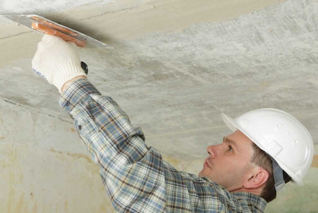 Что представляет собой шпаклевка? Какие бывают виды смесей? Полиуретановая, масляно-клеевая и цементная шпатлевка для стен. Правила выбора шпаклевки и особенности её нанесения.