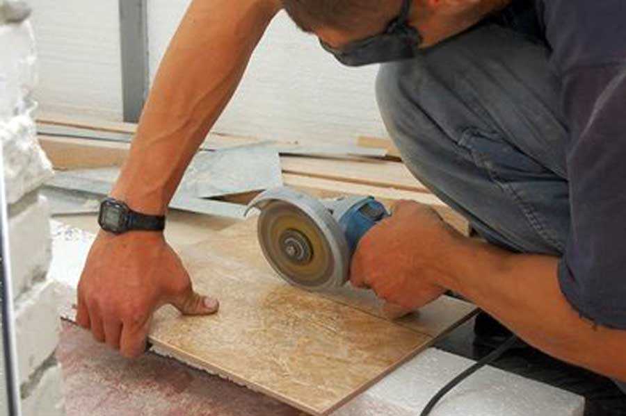 Чем резать плитку в домашних условиях: инструменты для кафельной и керамической плитки