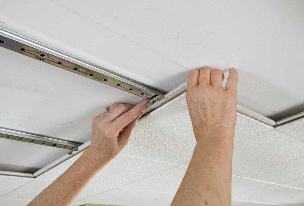 Инструкция по демонтажу потолка армстронг и сколько это стоит у профессионалов