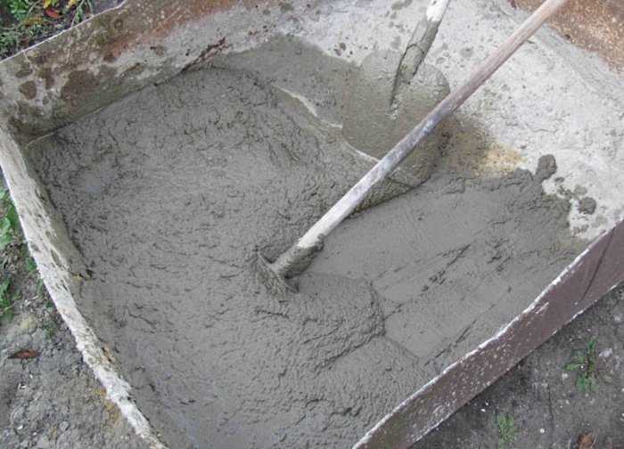 Как сделать цементный раствор для фундамента в зависимости от нагрузки и типа грунта