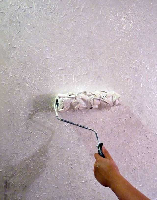 Как покрасить стены в квартире своими руками: фото пошагово, разными красками, техники
