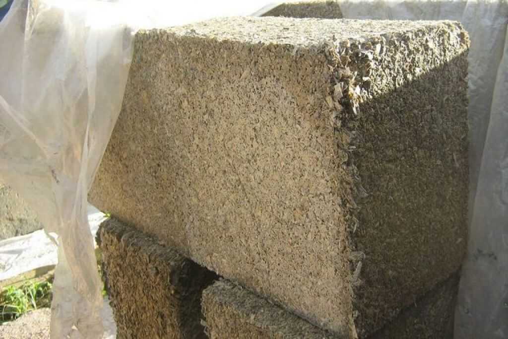 Арболитовые блоки из опилок: название, что это такое, свойства и характеристики, противопоказания материала для строительства
