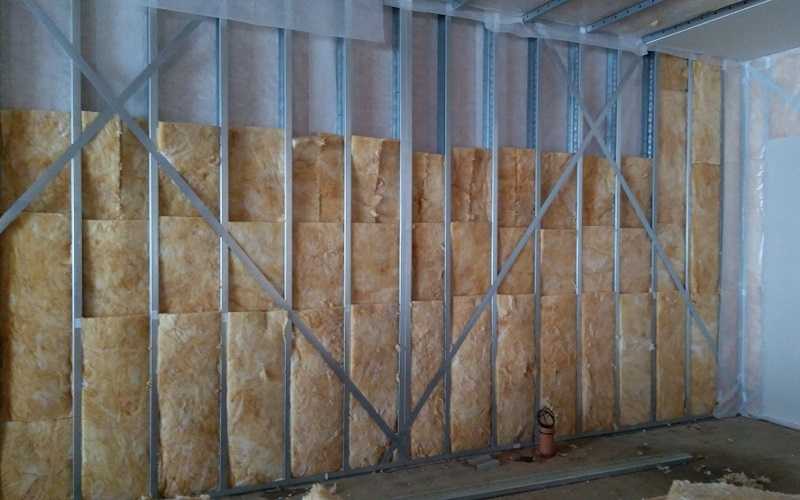 Отделка стен гипсокартоном в деревянном доме – прекрасное решение для выравнивания перекрытий. Как обшить стены своими руками? Как правильно обшивать деревянные дома внутри?