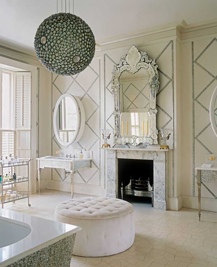 Зеркальная плитка: керамическое покрытие — соты с фацетом в интерьере гостиной и спальне, зеркало на стену